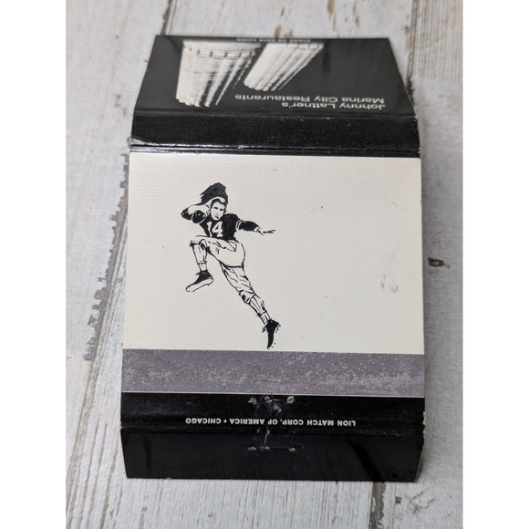 Vintage Matchbook Cover Johnny Lattner's Marina City‎ Restaurants - Picture 2 of 3